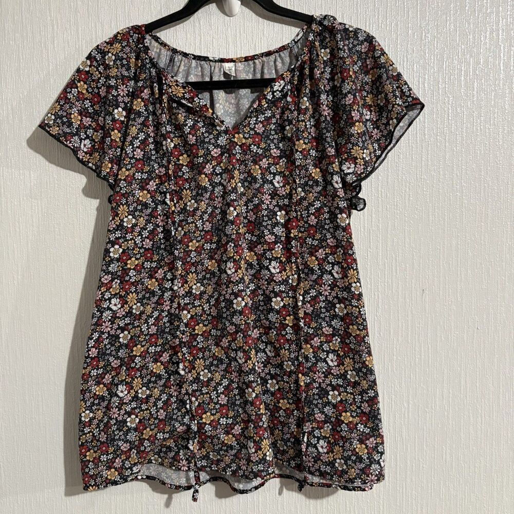 Simple Fun Loose Floral Flutter Sleeve Top Women’s Large